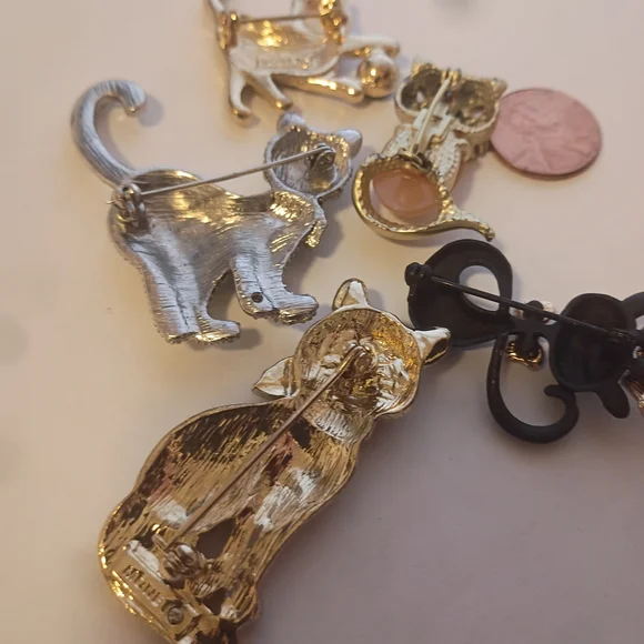 Monet Gold and Black Cat Brooch Set - Picture 5 of 7